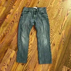 Levi’s 511 slim size 28x28. EUC